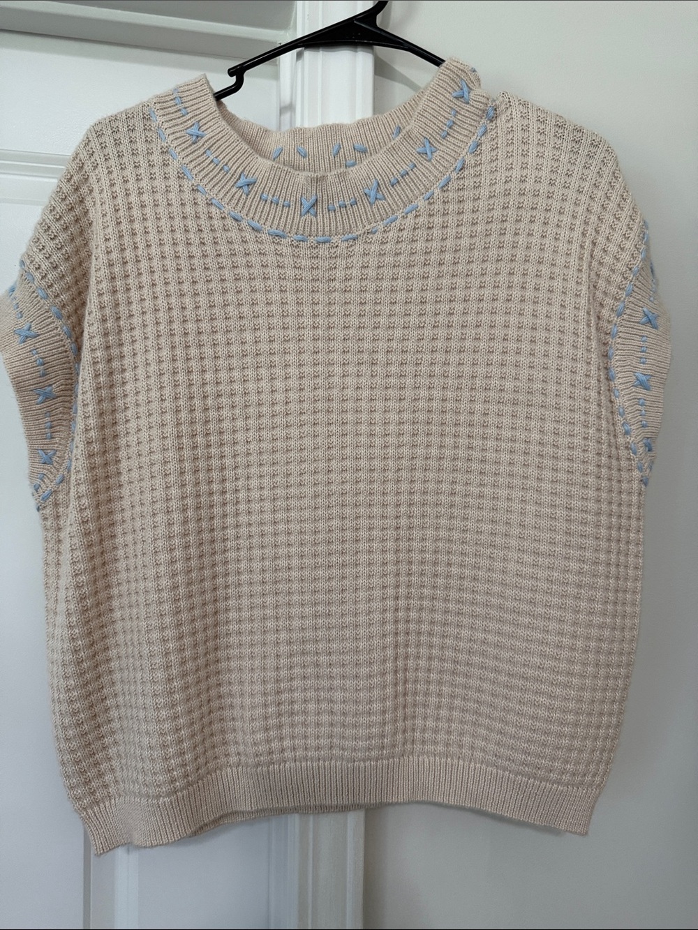Vici Cream Waffle-Knit Short Sleeve Sweater with Light Blue Stitching